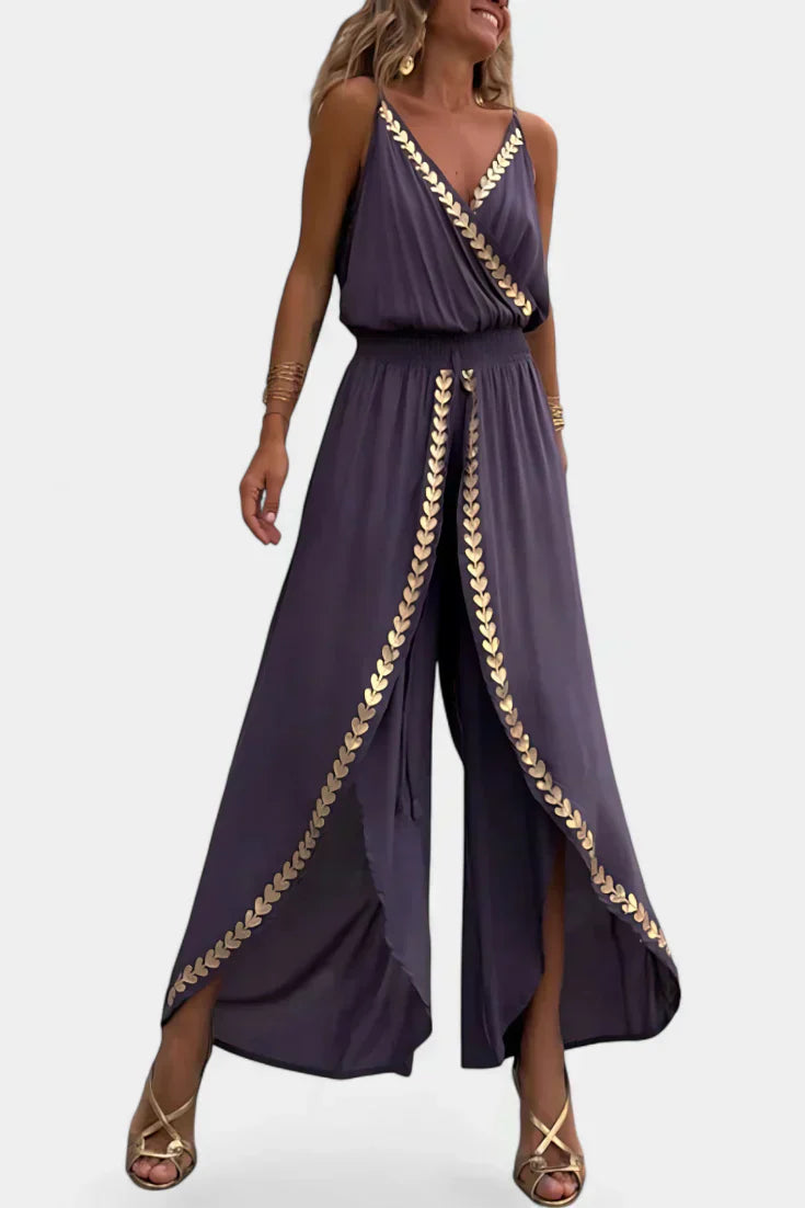 Olivia | Altın Detaylı Eşsiz Jumpsuit ve Bacak Yırtmaçlı