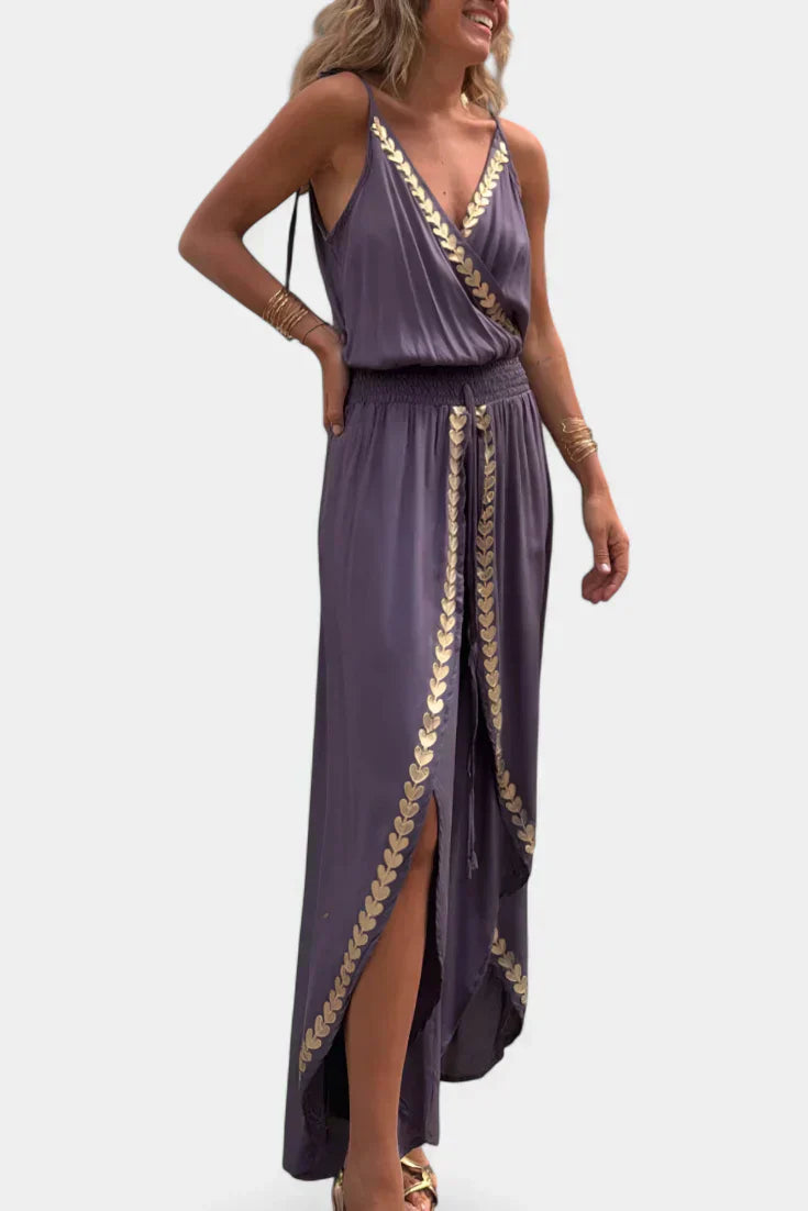 Olivia | Altın Detaylı Eşsiz Jumpsuit ve Bacak Yırtmaçlı