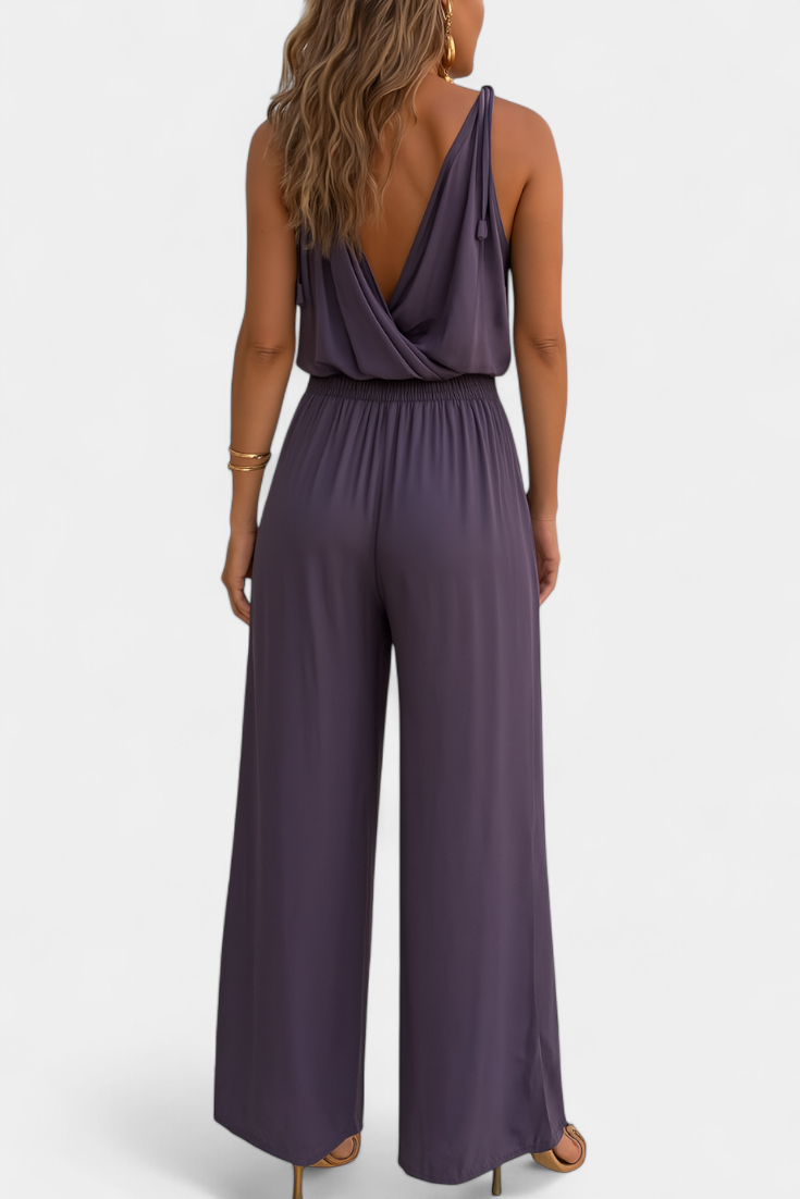 Olivia | Altın Detaylı Eşsiz Jumpsuit ve Bacak Yırtmaçlı