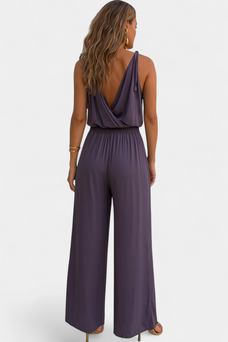 Olivia | Altın Detaylı Eşsiz Jumpsuit ve Bacak Yırtmaçlı