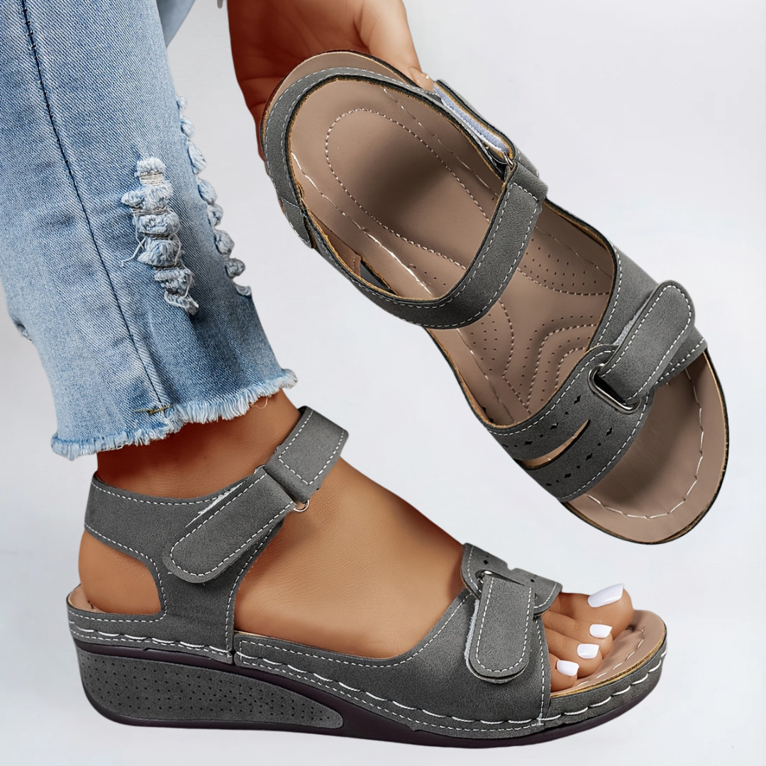 Margot | Kaymaz Tabanlı Sandaletler
