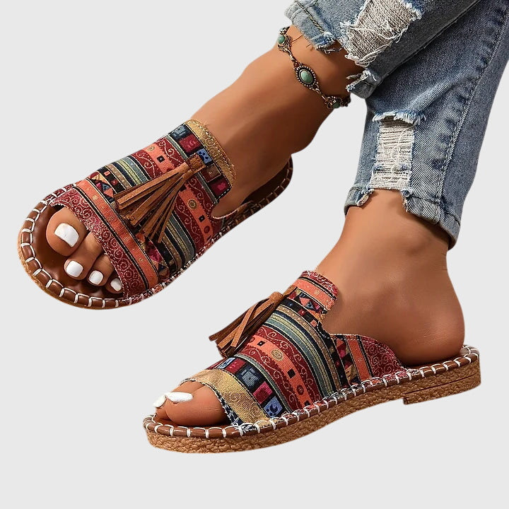 Lorraine | Boho-Tüylü Sandaletler